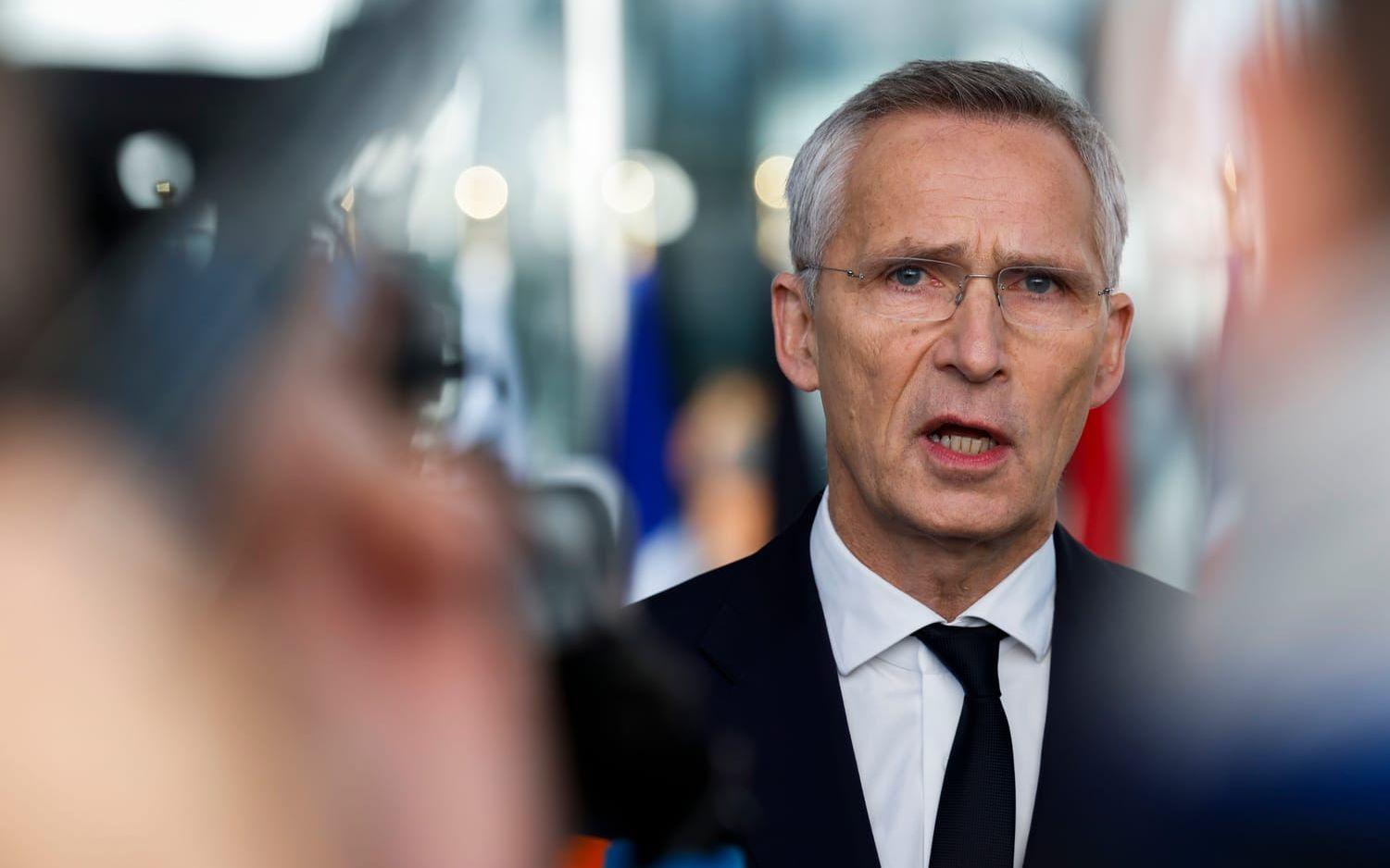 Natos generalsekreterare Jens Stoltenberg räknar med svenskt medlemskap i Nato inom kort. Arkivbild.