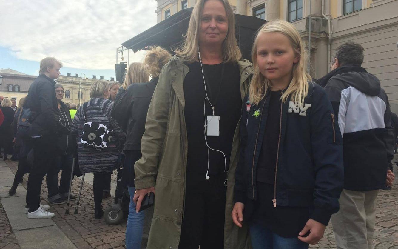 Göteborgaren Camilla Lundgren fanns på plats tillsammans med dottern Maja, 10, för att stå upp för alla människors lika värde.