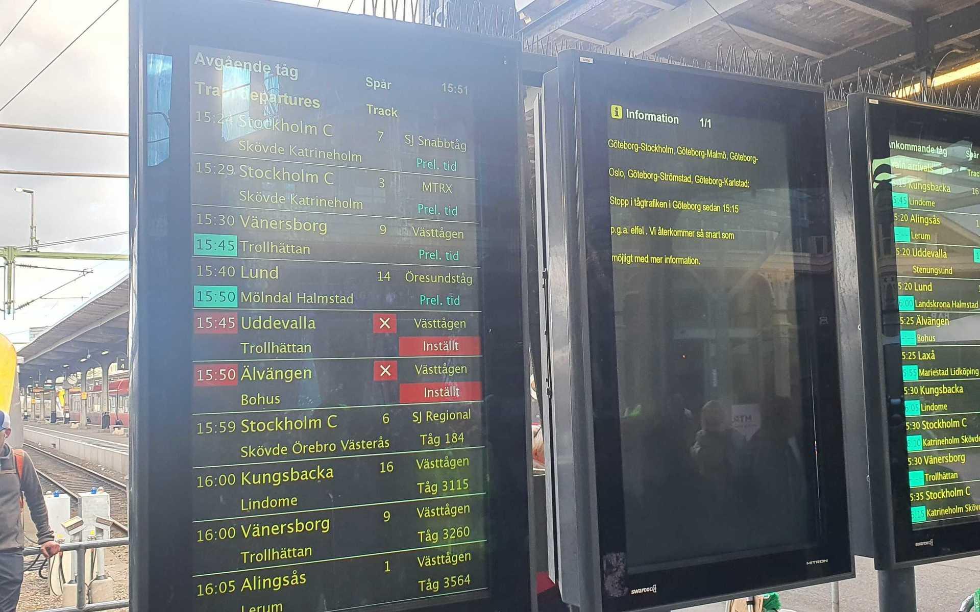 Tågen till och från Göteborg började ställas in under eftermiddagen.