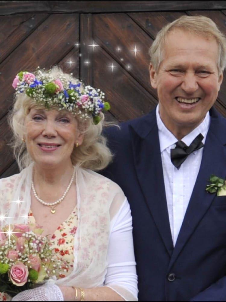 Inga-Lill Rosengren och Sture Nilsson hittade kärleken via nätdejting för mindre än ett år sedan och har redan hunnit gifta sig. Bild: Privat