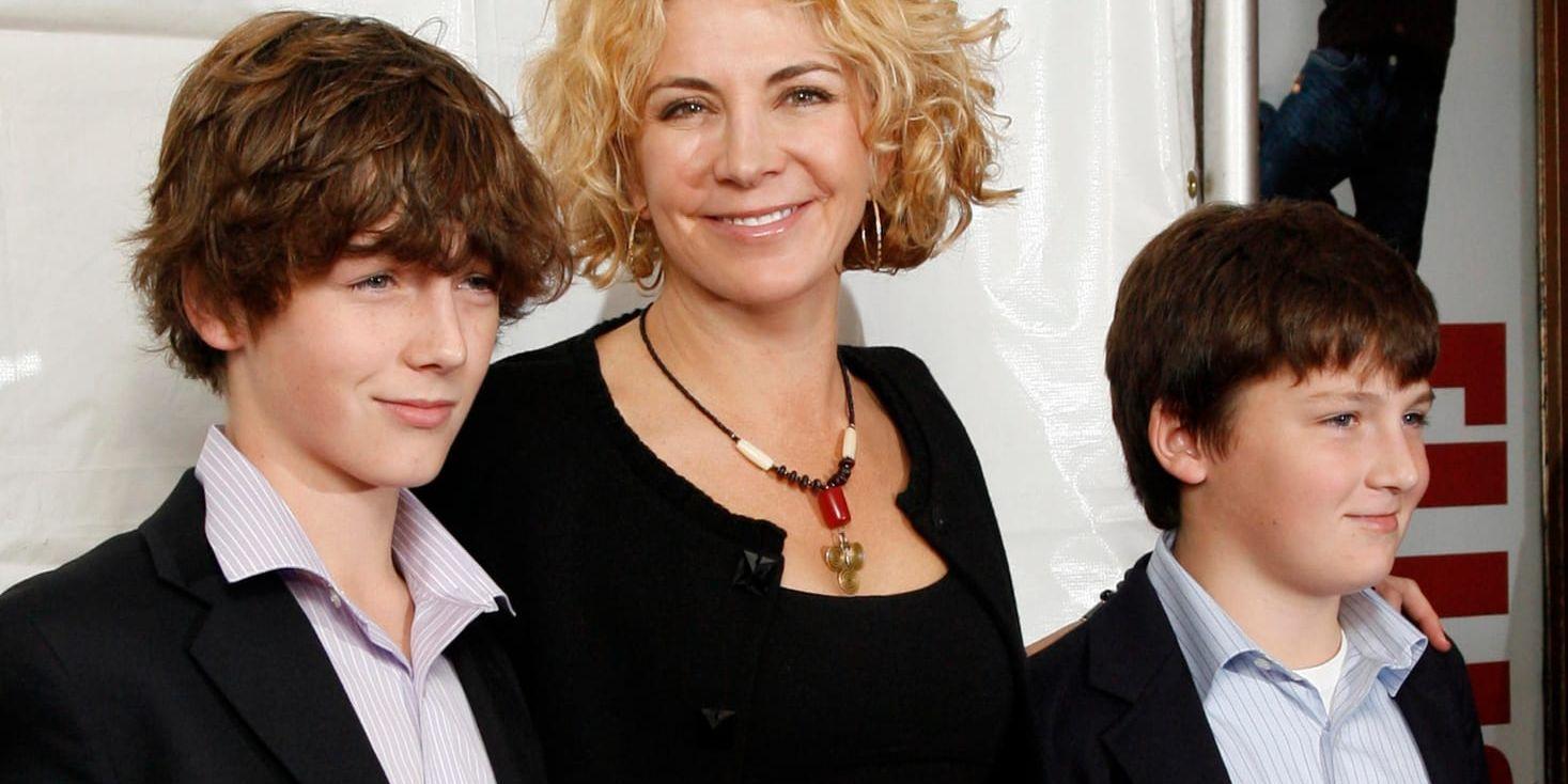 Natasha Richardson med sönerna Micheal och Daniel 2008, året innan hon gick bort i en olycka. Arkivbild.