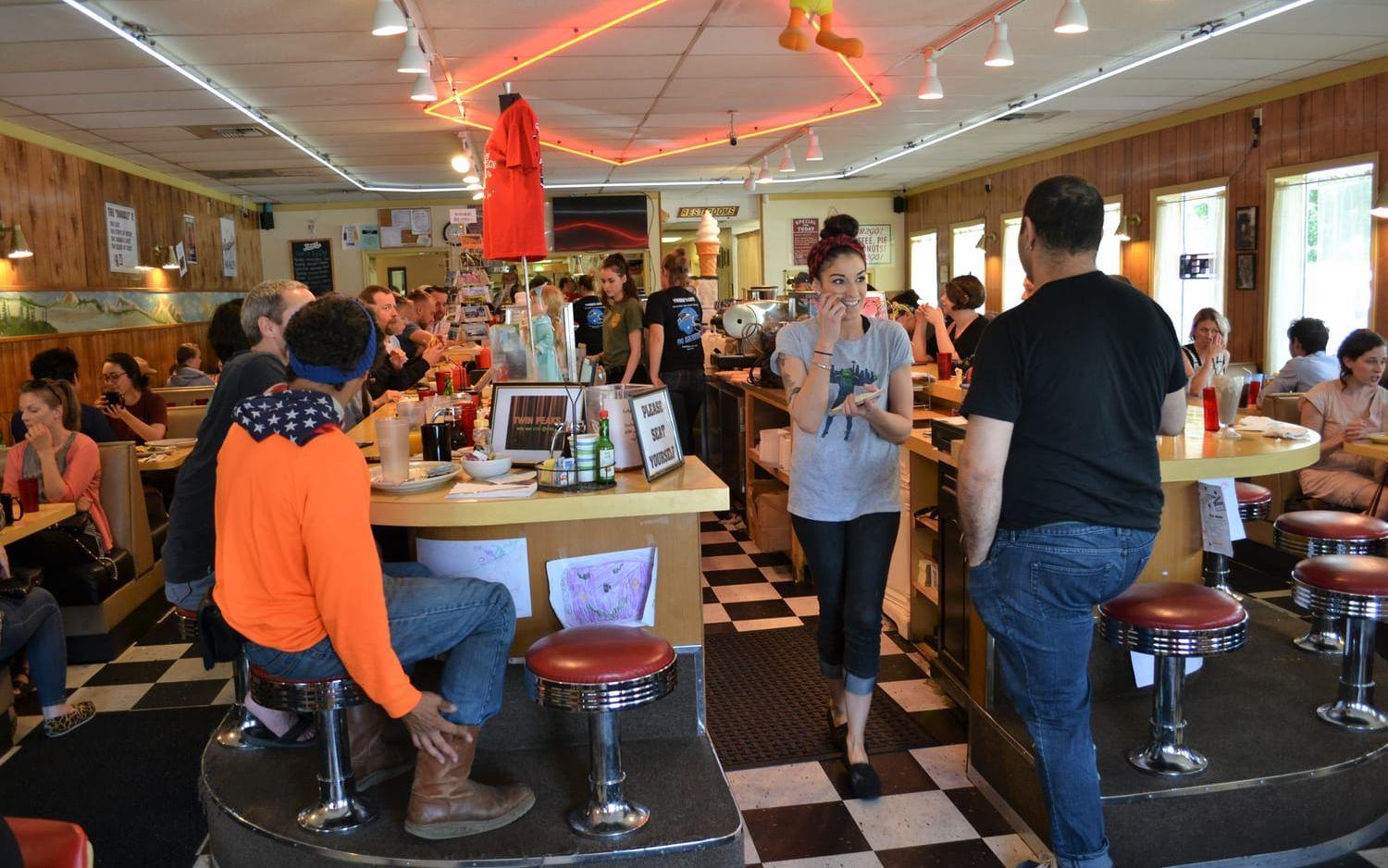Inför den tredje säsongen av Twin Peaks byggdes Twede's café, som i serien heter Double R Diner, återigen om för att kunna stå som inspelningsplats. Foto: Caroline Widenheim
