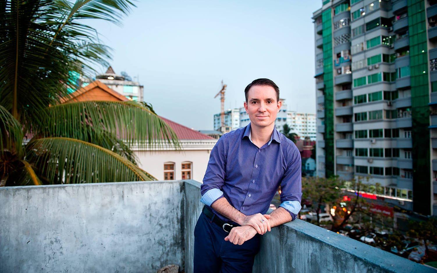 Andreas Sigurdsson bor och jobbar i miljonstaden Rangoon. Hans mål är att bygga ett medieimperium i Burma. Bild: Martin Spaak