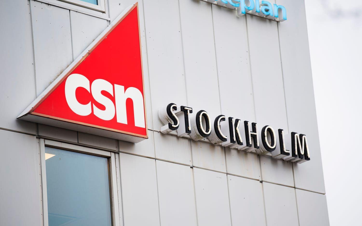 CSN:s kontor i Solna. Arkivbild.