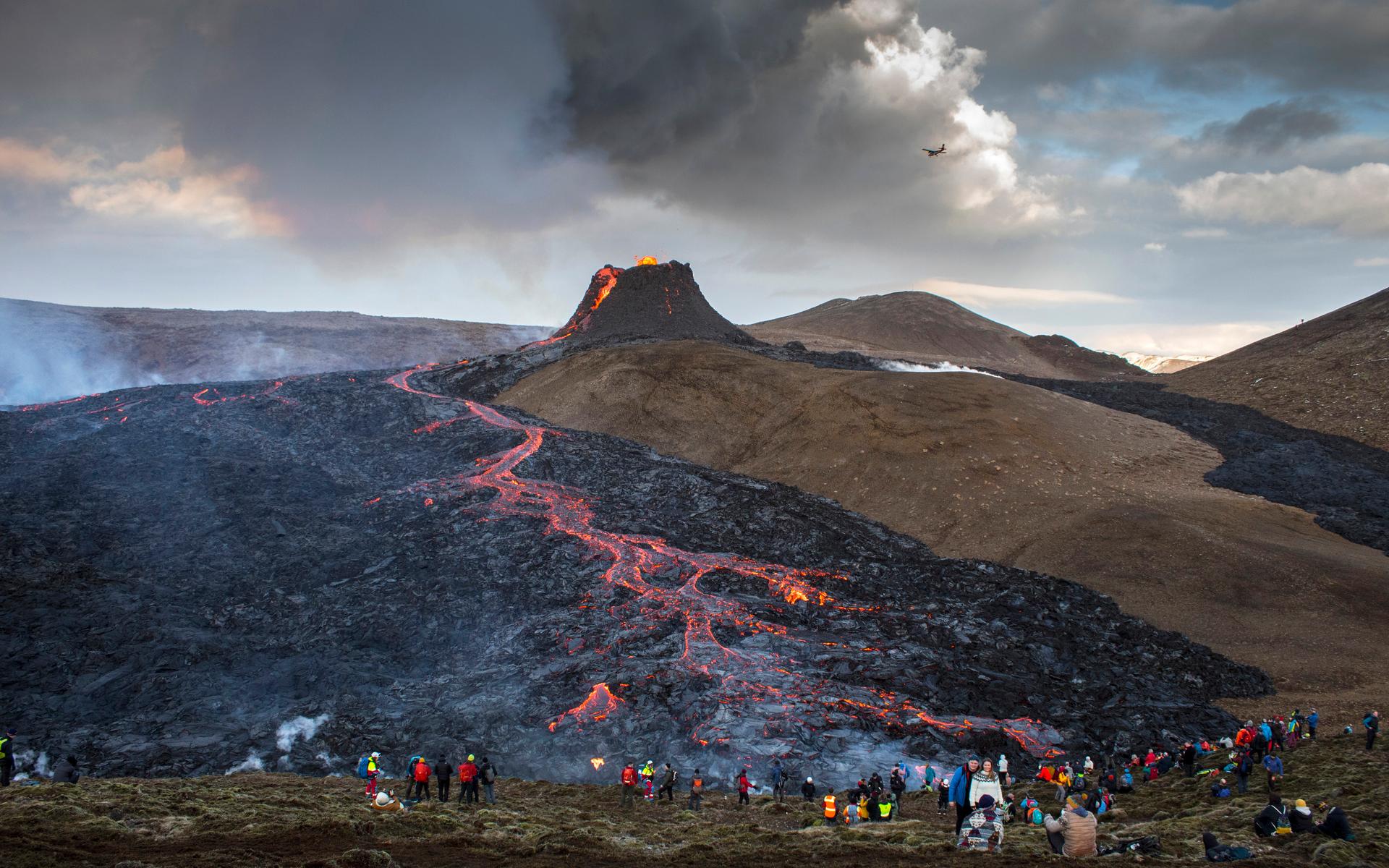 I mitten av mars 2021 fick en vulkan i närheten av Reykjavik ett utbrott.