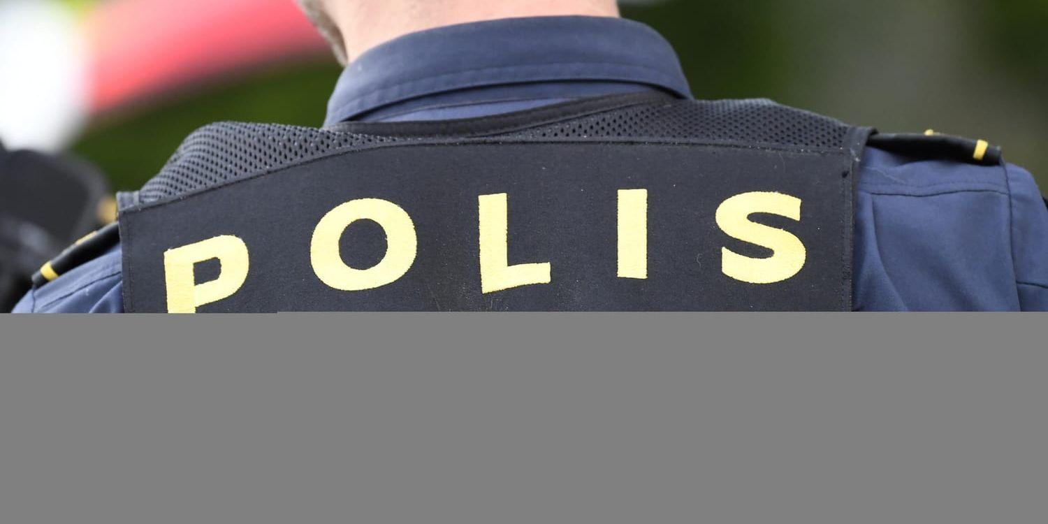 Det händer inte så ofta. Men i går kväll greps och kvarhölls två minderåriga tjuvar av en privatperson i en stad i Bohuslän. Personen larmade polisen och höll sedan kvar de två till polisen kom. Arkivbild.