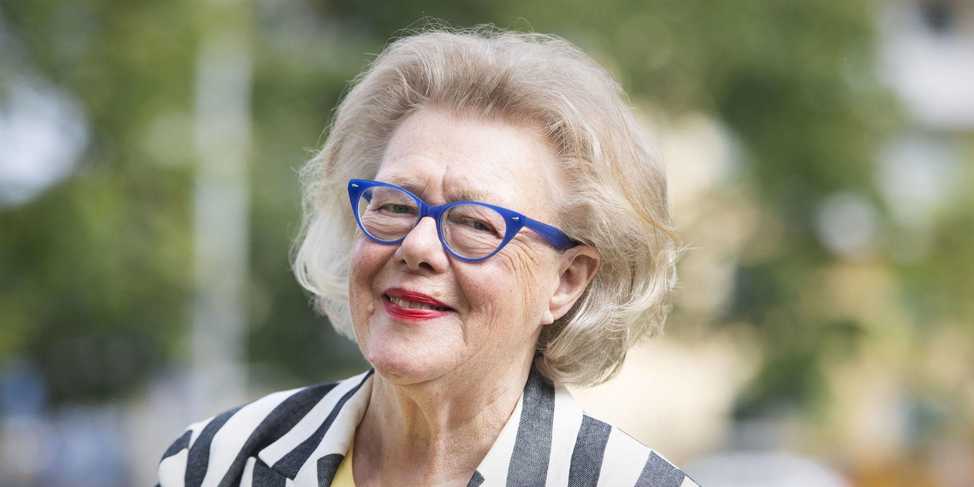 Birgitta Rasmusson har en lång karriär bakom sig men det är tv-succén ”Hela Sverige bakar” som har gjort henne rikskänd. ”Det är märkligt att jag skulle bli tv-kändis på gamla dagar”, säger hon inför sin 80-årsdag.
