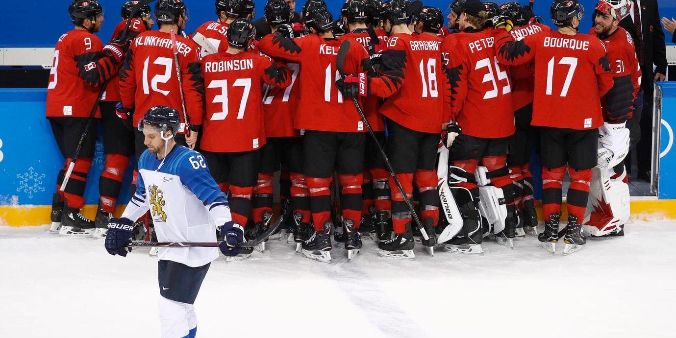 Kanada firar kvartsfinalsegern över Finland.