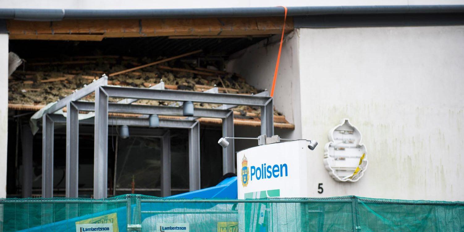 I oktober i fjol sprängdes entrén vid polishuset i Helsingborg. Arkivbild.
