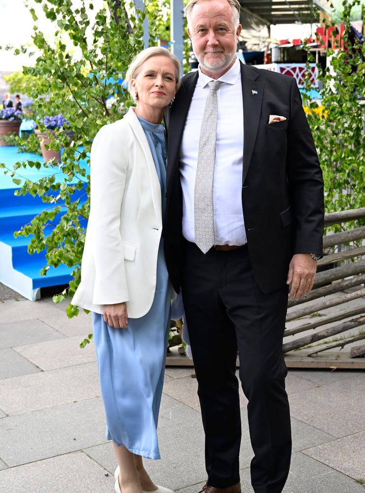 Liberalernas partiledare Johan Pehrson och hustru Pernilla.