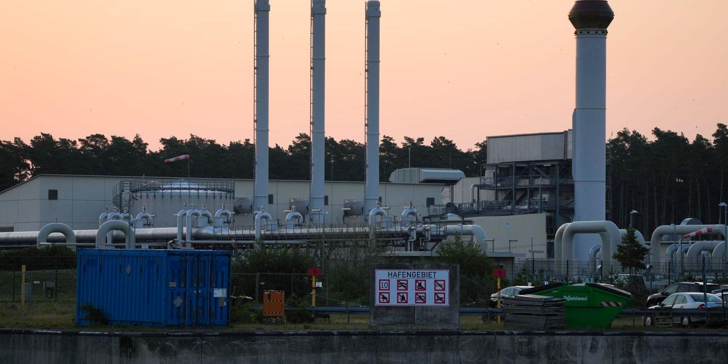 I staden Portovaja norr om S:t Petersburg eldas miljontals kubikmeter gas varje dag. 