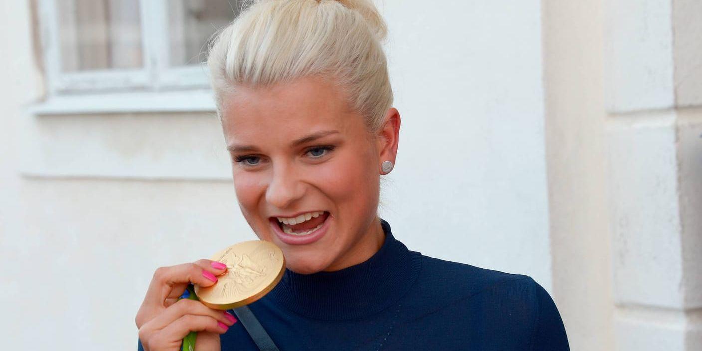 Jenny Rissveds, OS-guldmedaljör i mountainbike, när hon hyllades i Falun förra året. Arkivbild.