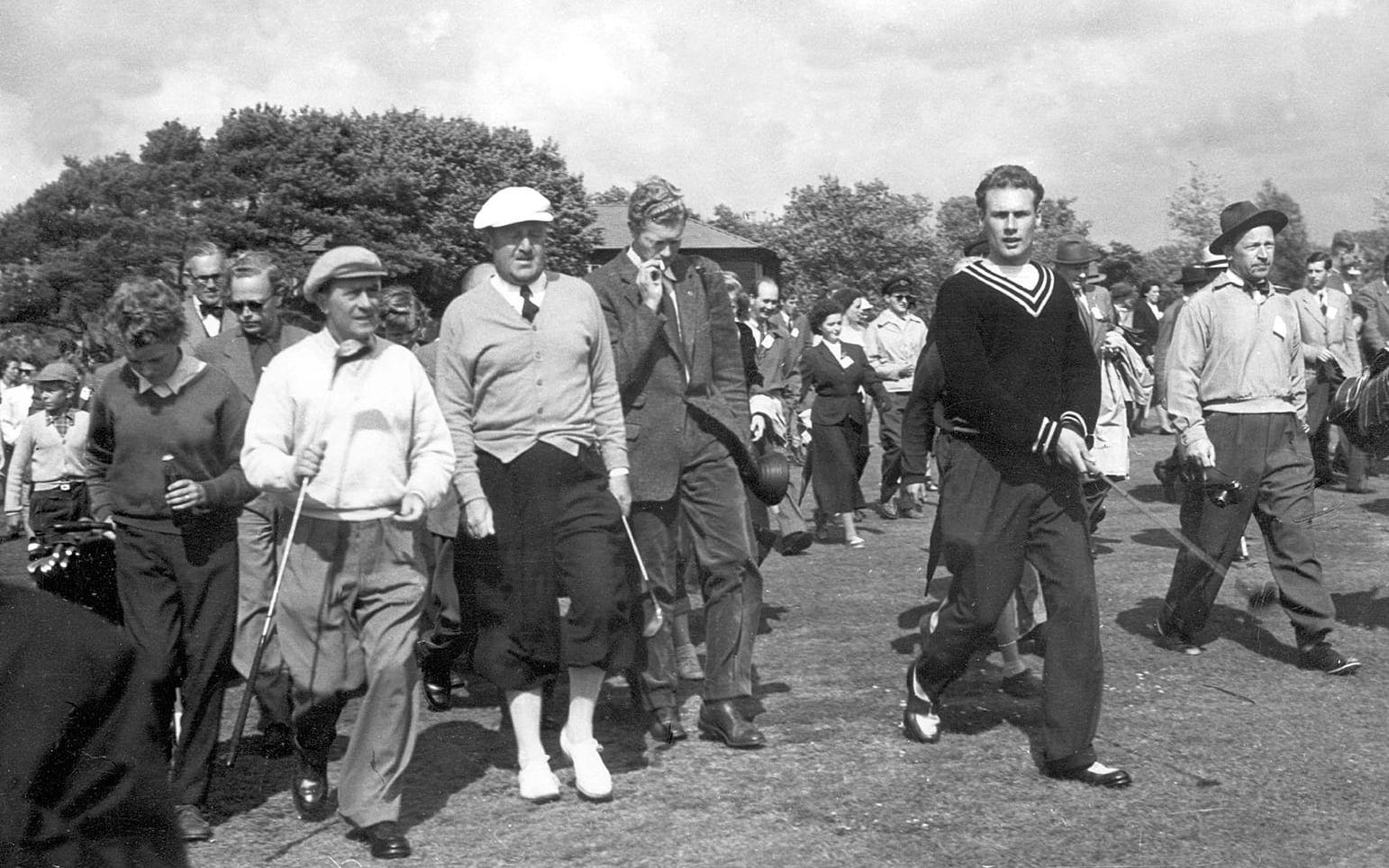 Flerfaldige British Open vinnaren Bobby Locke uppvisningsspelade på Hovås 1953. Spelpartners var Hovås Pro, Douglas "Duggie" Brasier, och hans assistent Stanley Grant. Bild: Göteborgs Golf Klubb.