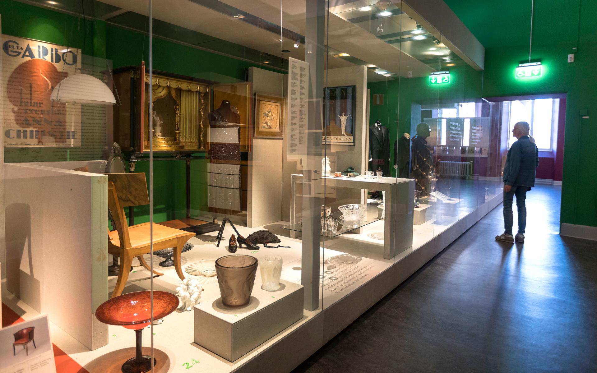 Röhsska museet stänger sin klassiska basutställning.