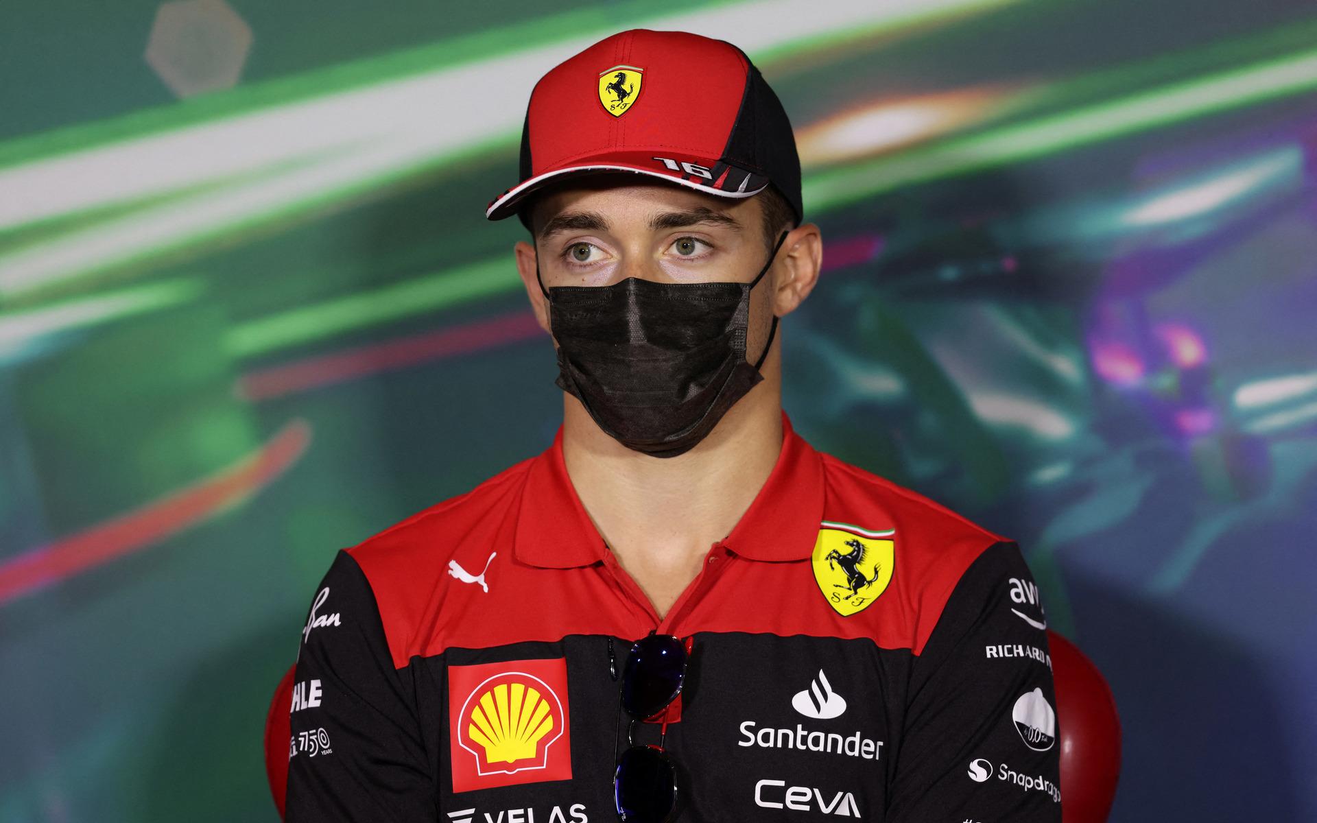 Ferraris Charles Leclerc leder förarmästerskapet. 