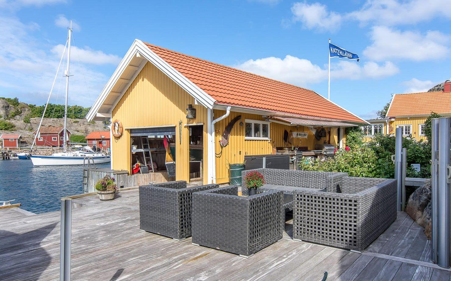 Lyx. Fastigheten Katteklåvan utanför Hamburgsund är till salu för 45 miljoner.