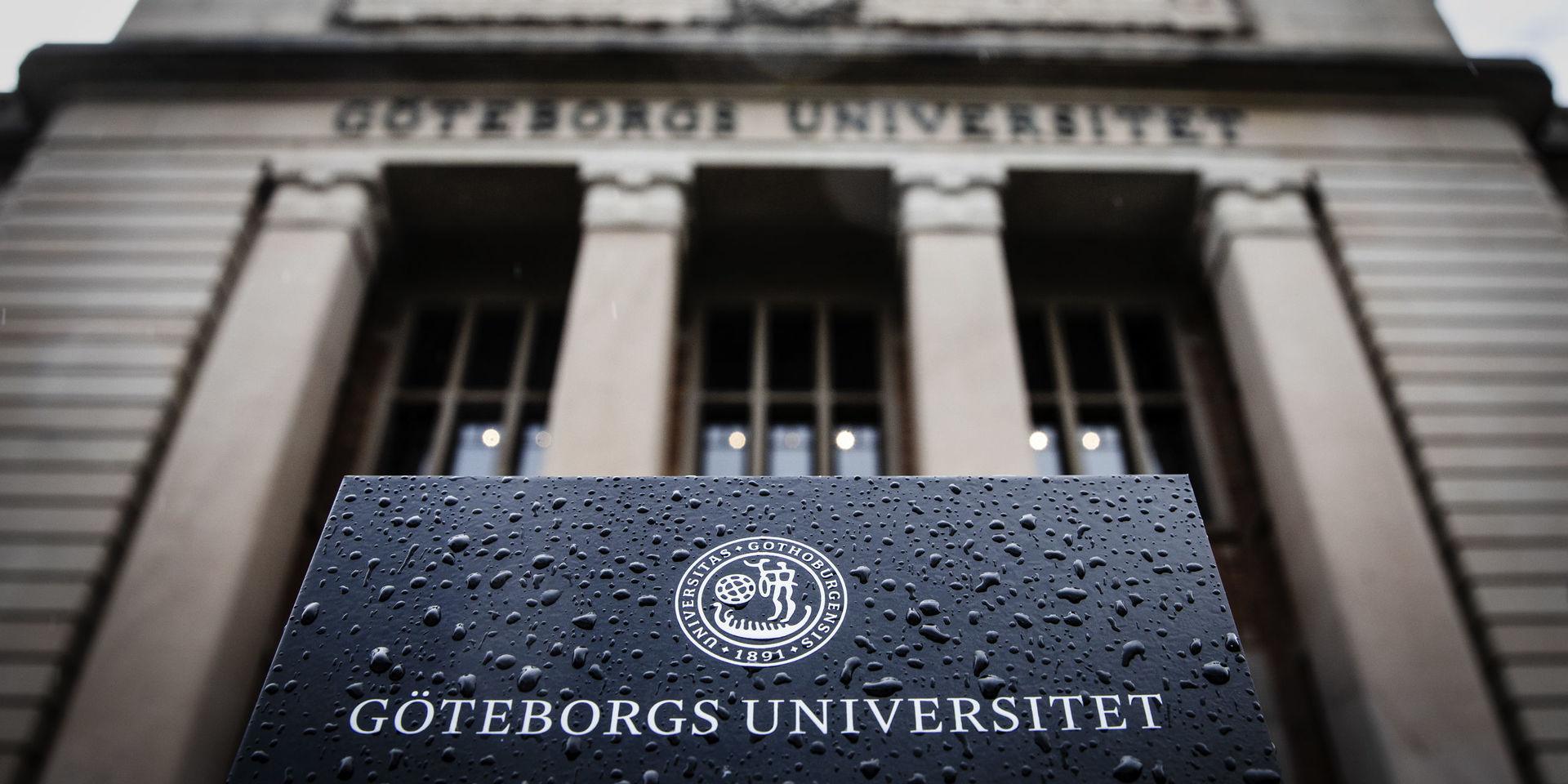 Socialstyrelsen har i dag ett avtal med Göteborgs universitet om framtagning och uppdatering av texterna om ovanliga diagnoser på Socialstyrelsens webbplats. Avtalet löper ut den 15 februari 2020, skriver debattörerna. 