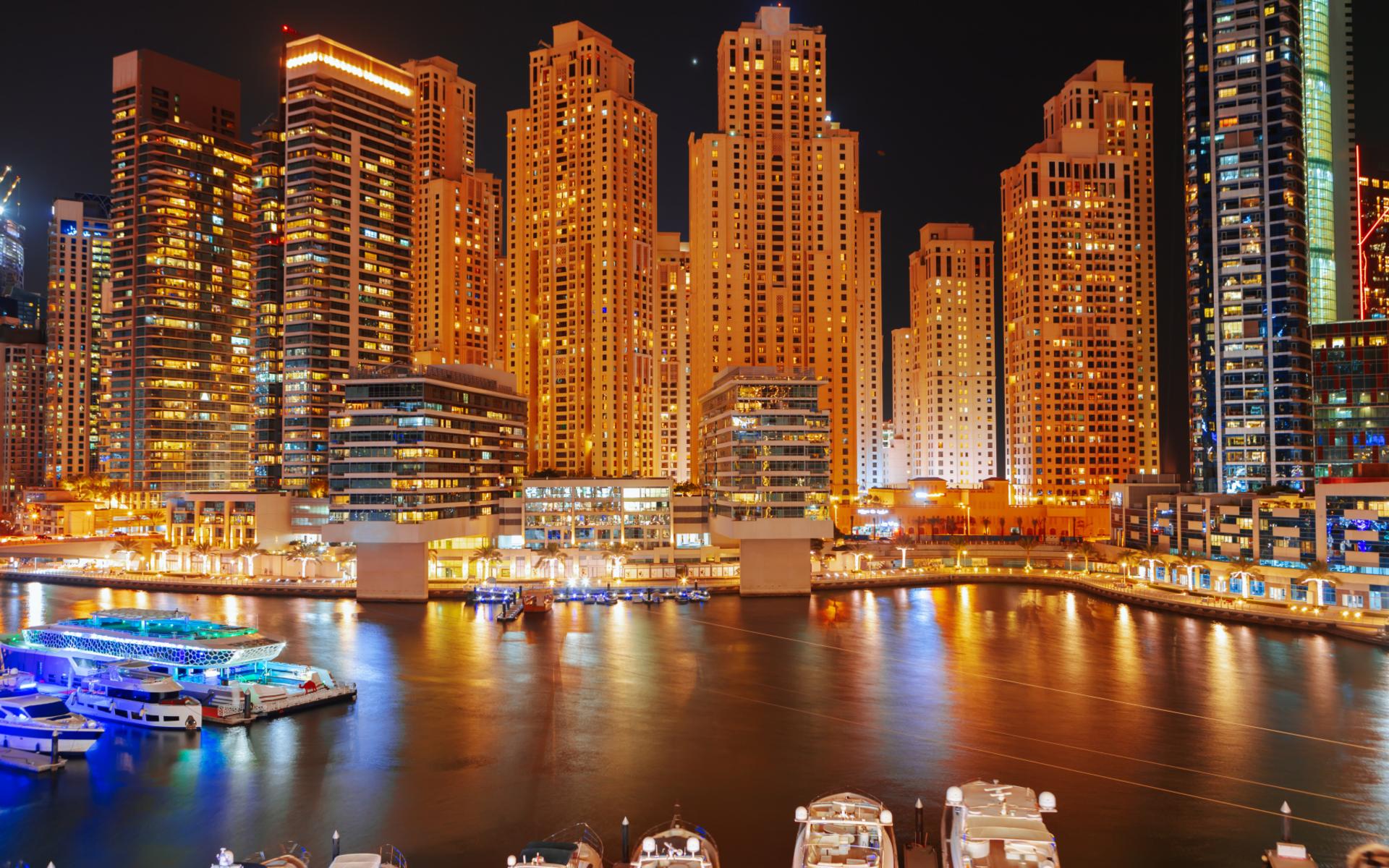 Dubai är en populära hamn för oligarkers lyxyachter.
