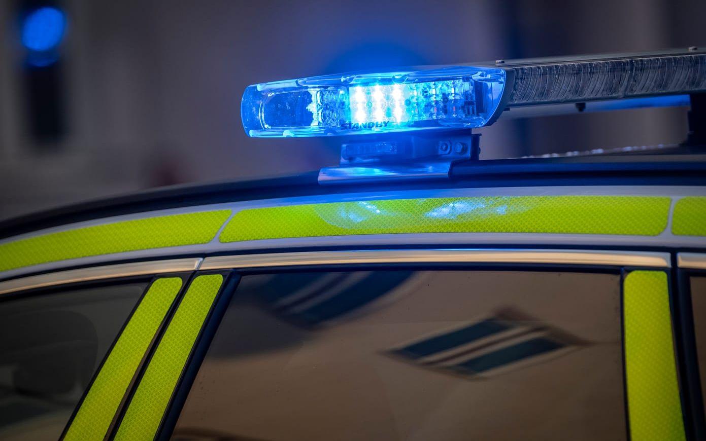 En man i 20-årsåldern har omkommit i en singelolycka. Arkivbild