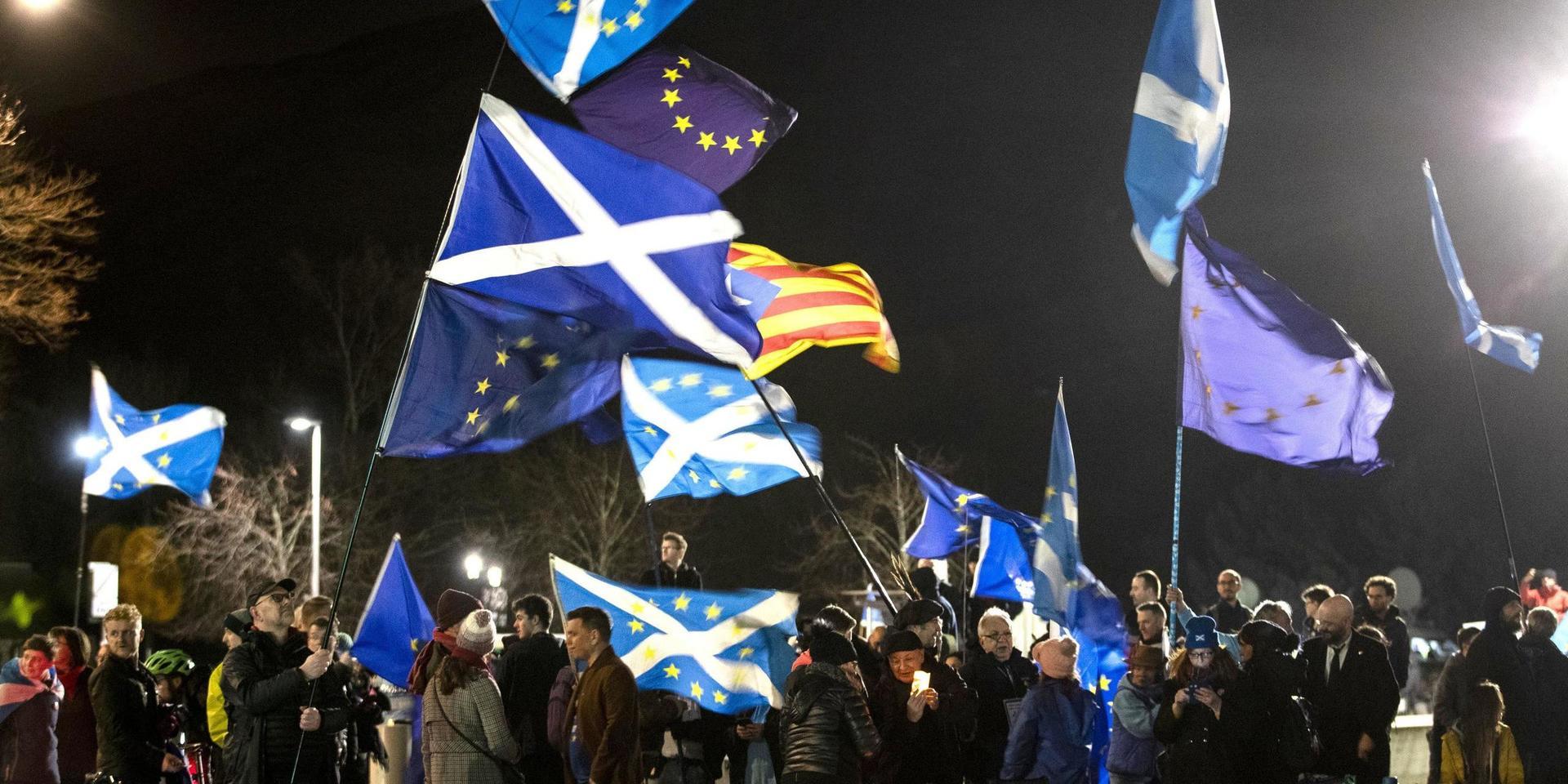 Skotska EU-anhängare vid en demonstration i Edinburgh den 31 januari i år, när Storbritannien lämnade EU.