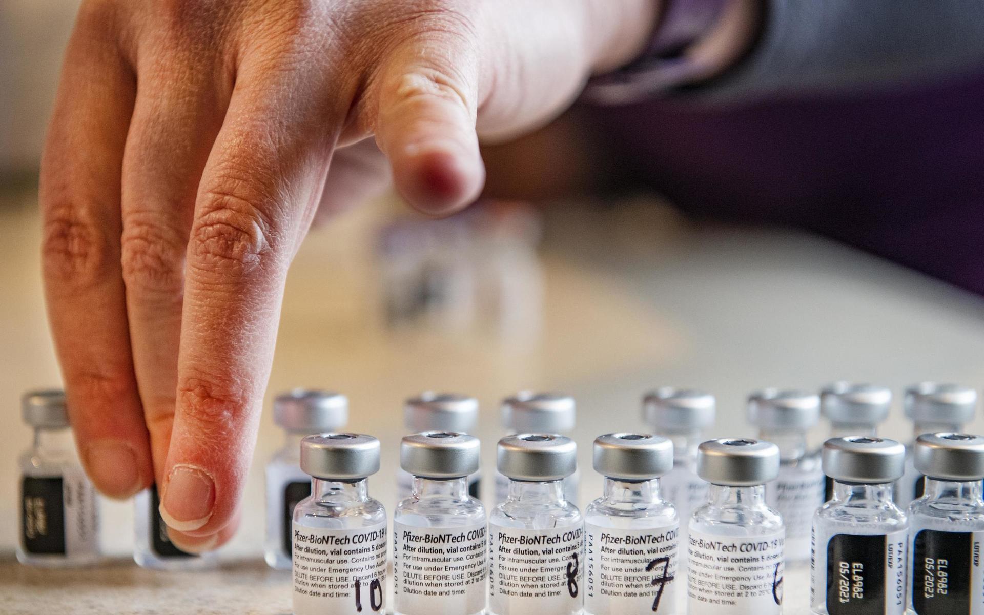 Sverige har beställt ungefär 7,6 miljoner doser av Pfizer/Biontechs vaccin. 