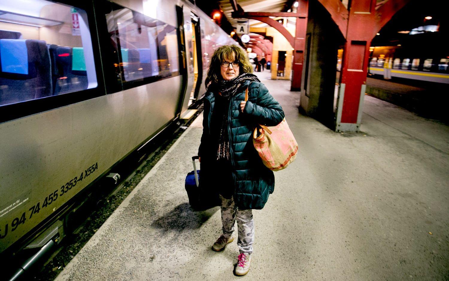 Pendla. Trots att erbjudits flera jobb i Göteborg, valde Kajsa Petterson att veckopendla till Malmö under våren för att jobba på en Folkhögskola.  Bild: Per Wahlberg
