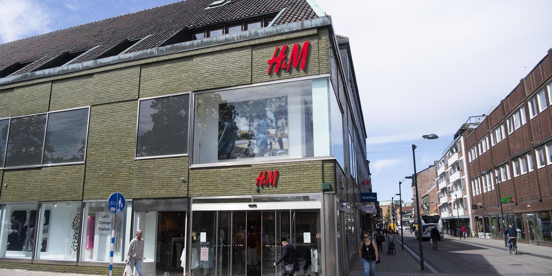 H&amp;M får kritik av Handels ombudsman efter att man skickat ut en blankett till de anställda i lagret i Borås och frågat efter facktillhörighet. 