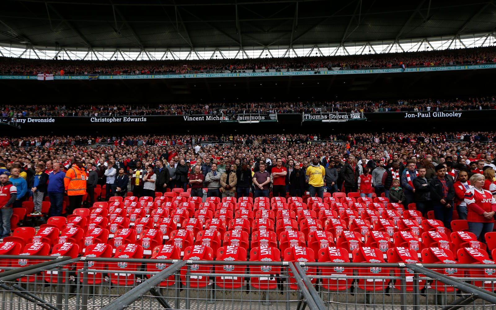 Tomma stolar på Wembley under en match i FA-cupen 2014. Foto: TT