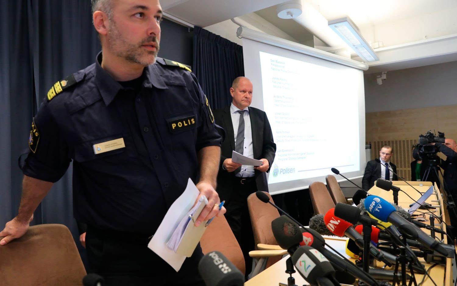 Under presskonferensen bekräftade rikspolischefen Dan Eliasson att den misstänkte är en 39-årig man från Uzbekistan. FOTO: PER WAHLBERG
