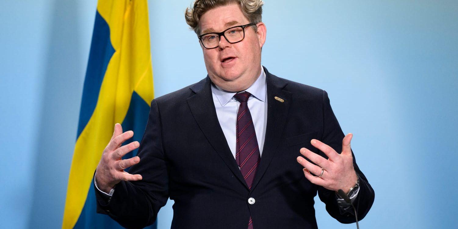 Sveriges justitieminister Gunnar Strömmer tycker att det finns en anledning att skruva ner tonläget. 