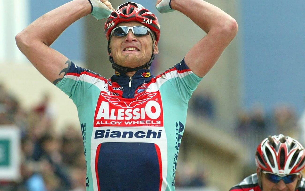Magnus Bäckstedt är en av de största i svensk cykel. 2004 vann han Paris-Roubaix. 
