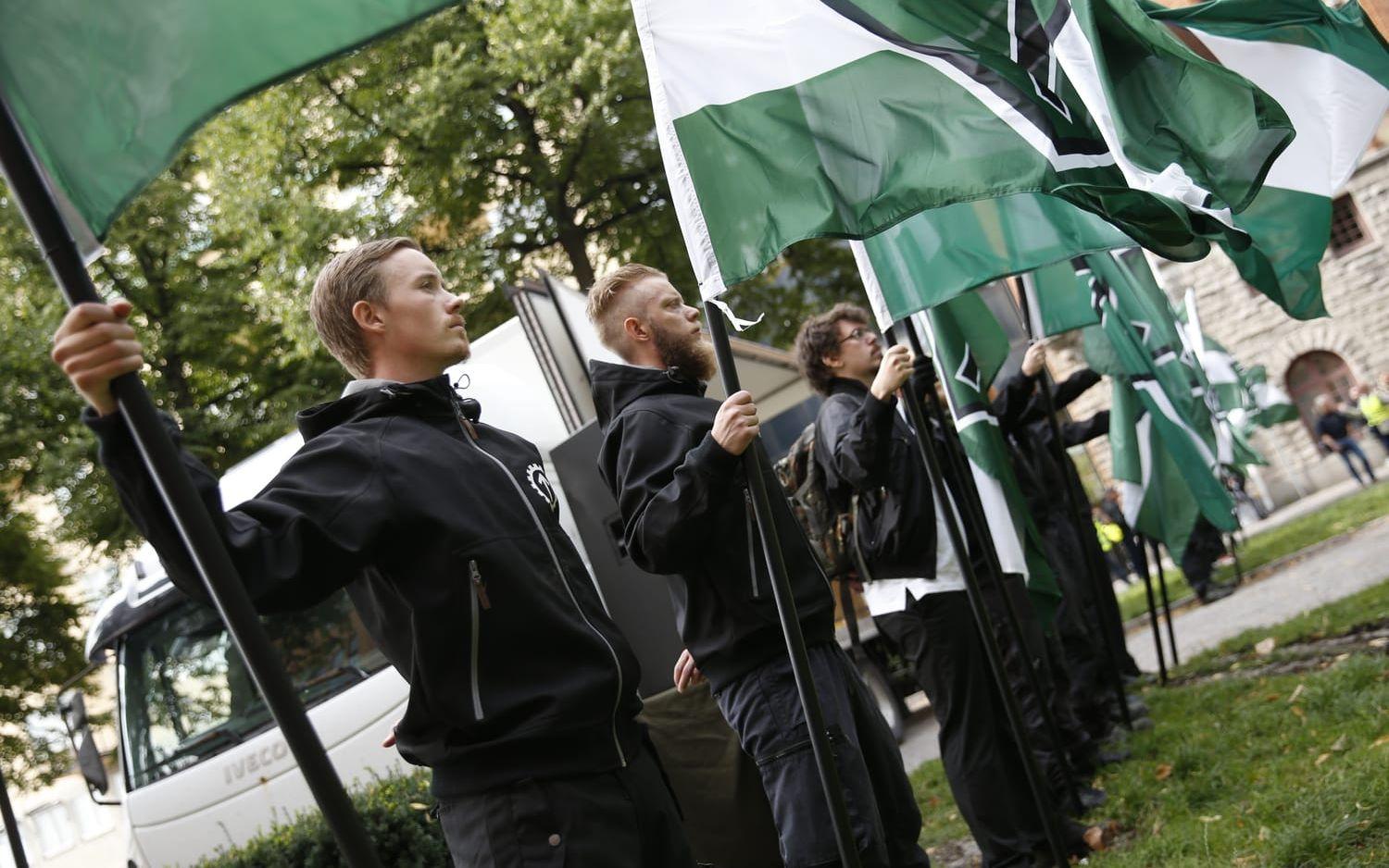 Deltagare i NMR-demonstrationen på Kungsholms torg i Stockholm.