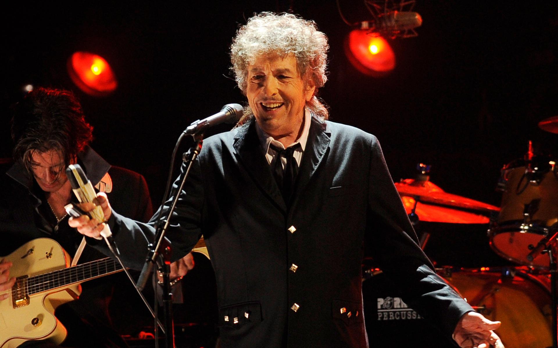 Bob Dylan under en konsert i Los Angeles 2012.