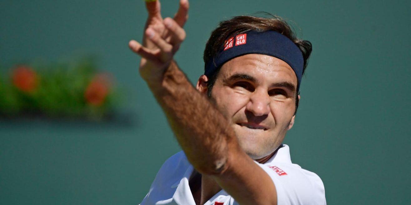 Roger Federer tog sig enkelt vidare till kvartsfinal i Indian Wells.