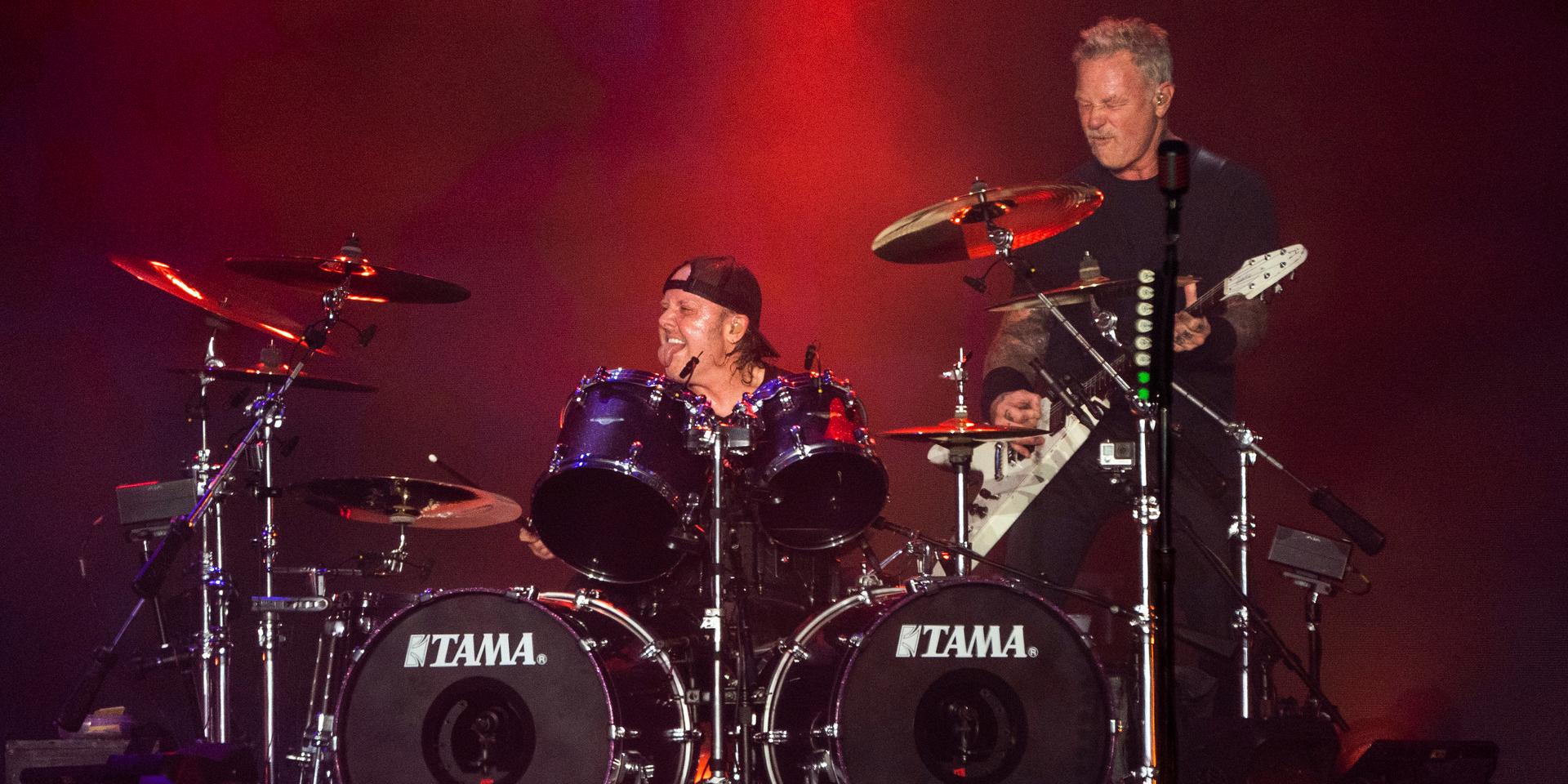 Lars Ulrich och James Hetfield i Metallica vid en konsert i Daytona Beach, Florida, förra året.