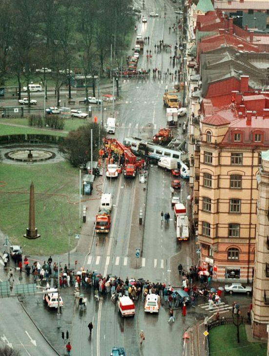 Vasaplatsen 12 mars 1992. Olycksplatsen ovanifrån. 12 mars 2022 är det 30 år sedan den tragiska spårvagnsolyckan.