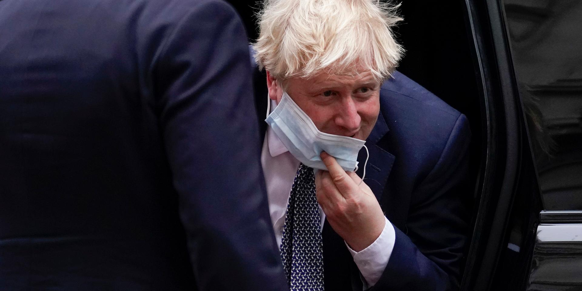 Storbritanniens premiärminister Boris Johnson är rejält pressad efter de senaste veckornas avslöjanden.