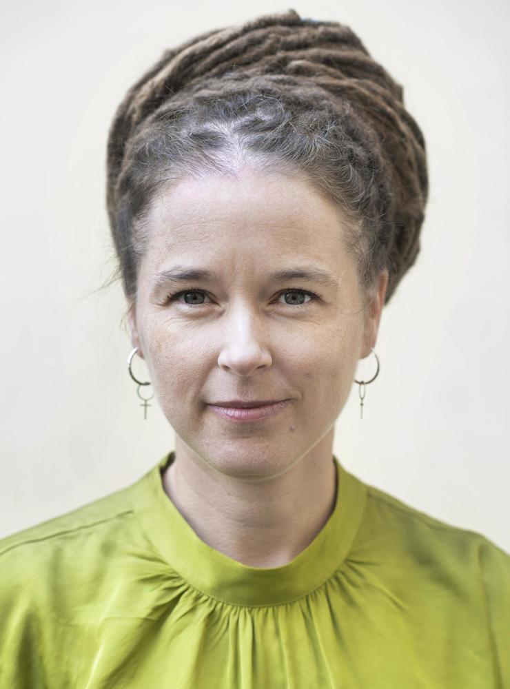 Kultur- och demokratiminister Amanda Lind (MP) fotograferad i samband med sin 40-årsdag i juli 2020.