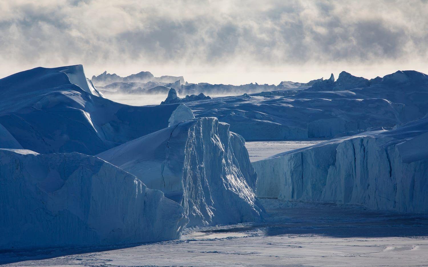 Grönlands istäcke smälter i snabbare takt än forskarna tidigare beräknat. Arkivbild.