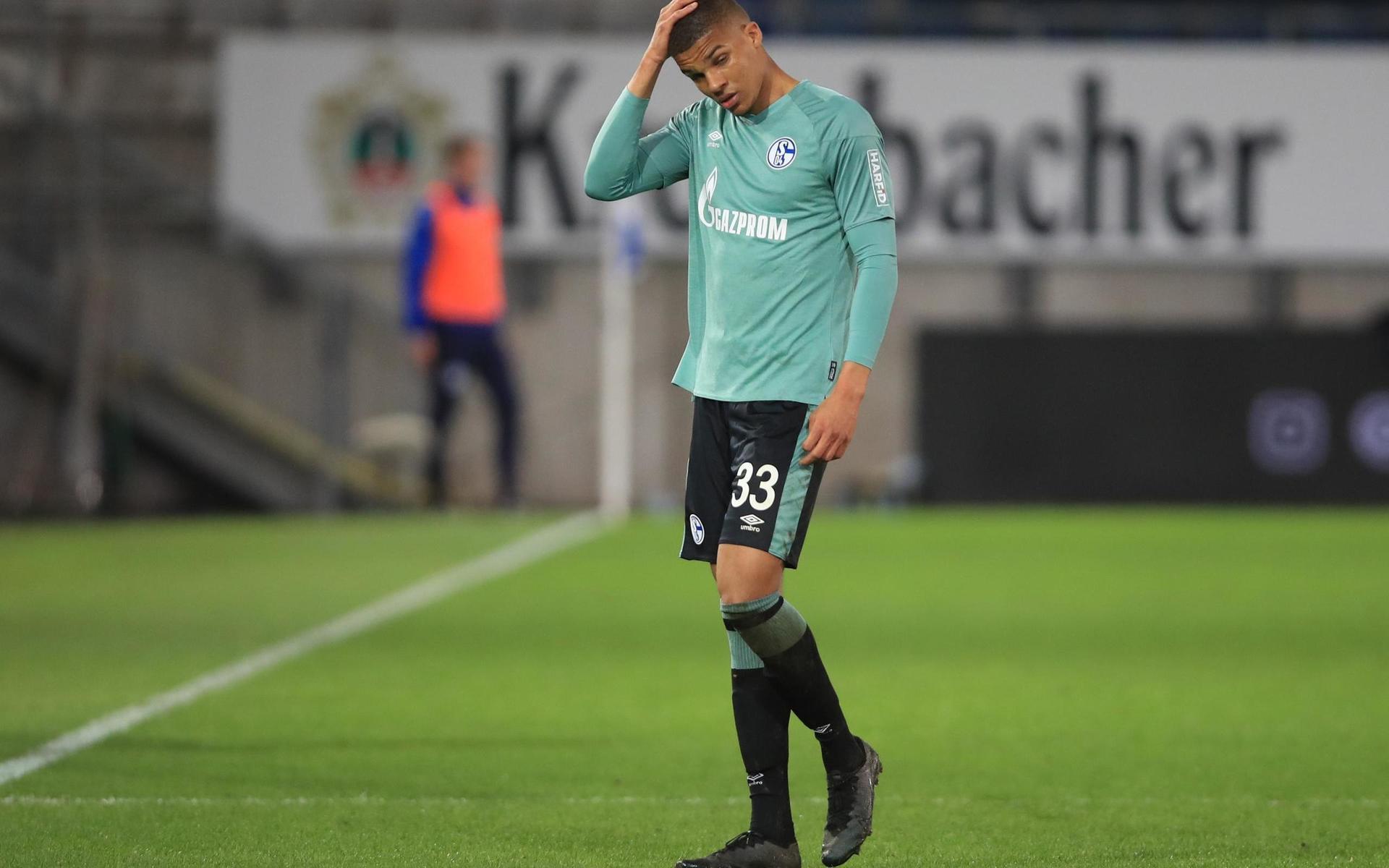 Efter förlust mot Arminia Bielefeld står det klart att Schalke för första gången på 30 år spelar i nästa högsta divisionen. 
