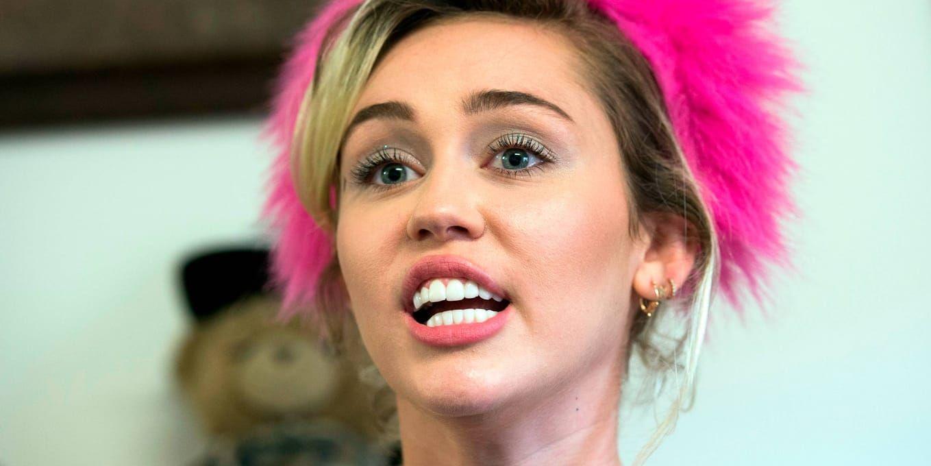 Miley Cyrus släpper nytt. Arkivbild.