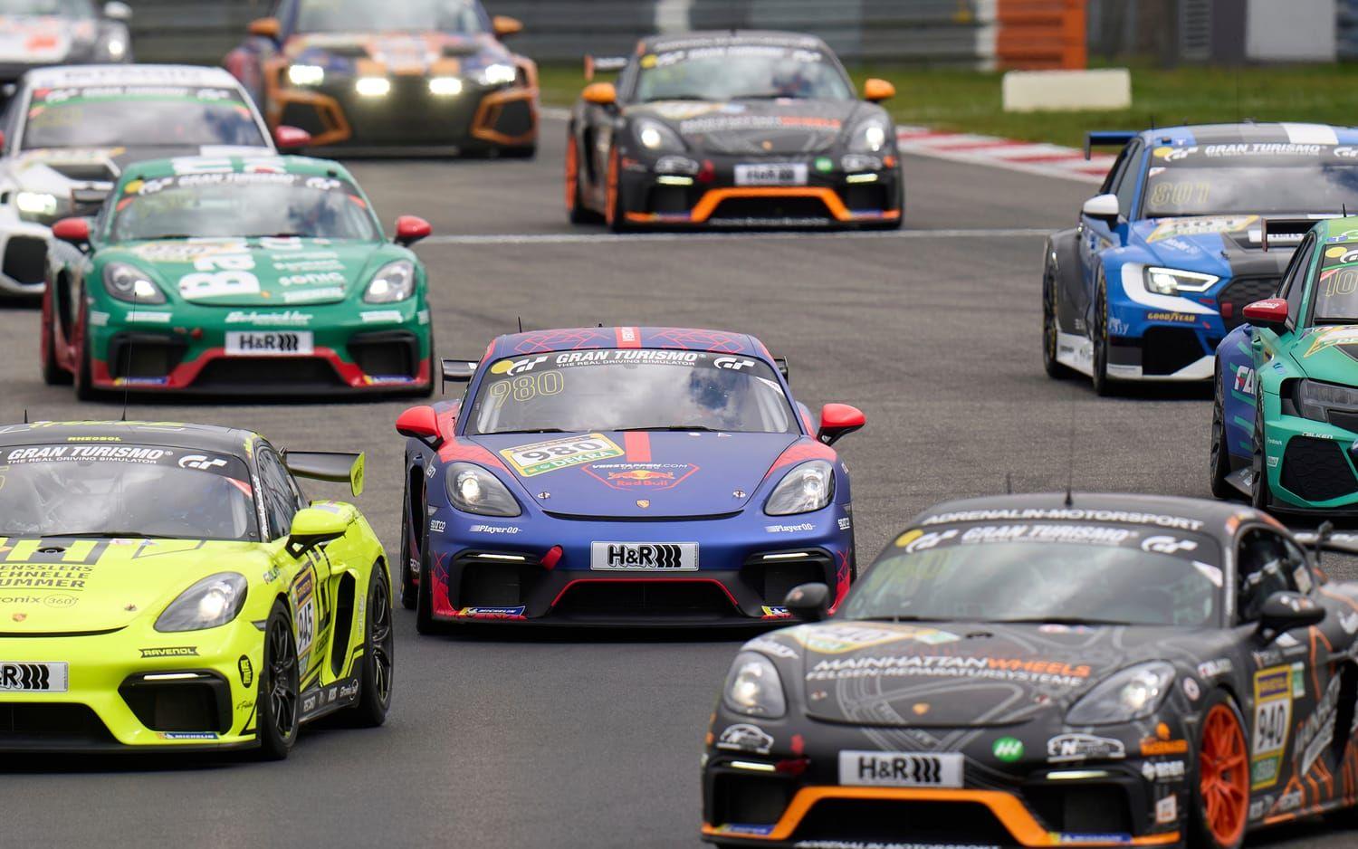 Olyckan inträffade på banan Nürburgring i Tyskland. Bilden från en tävling förra året. 