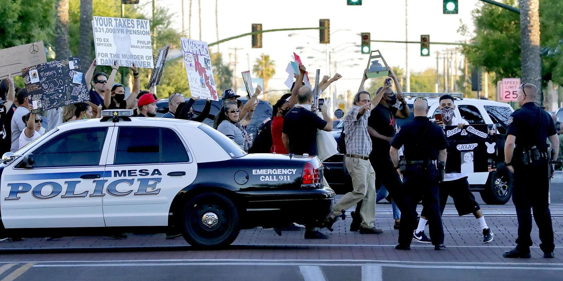 Det amerikanska tv-programmet ”Cops” läggs ner efter de stora protesterna i USA som följt efter George Floyds död.