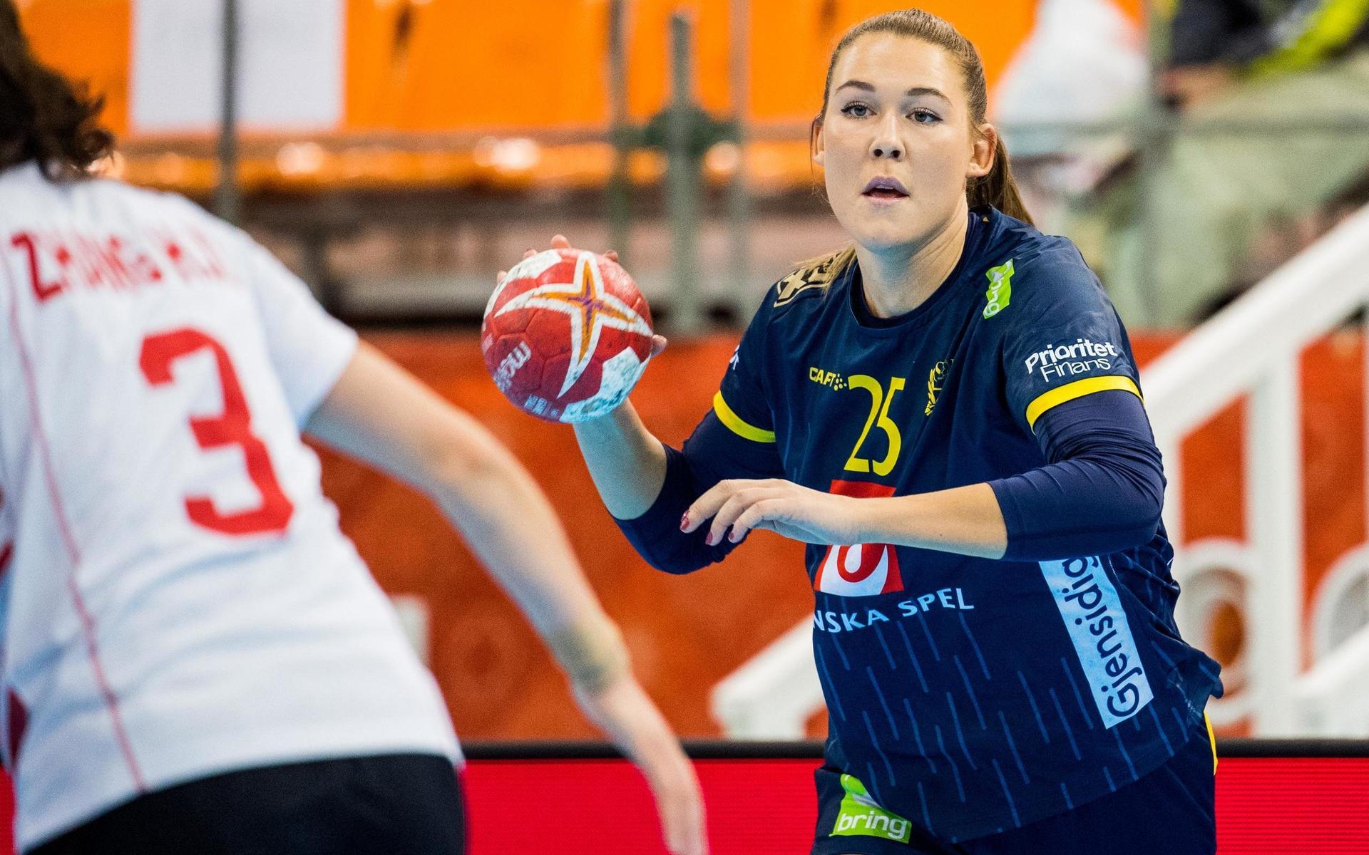 Mikaela Mässing står noterad för 29 A-landskamper för Sverige.