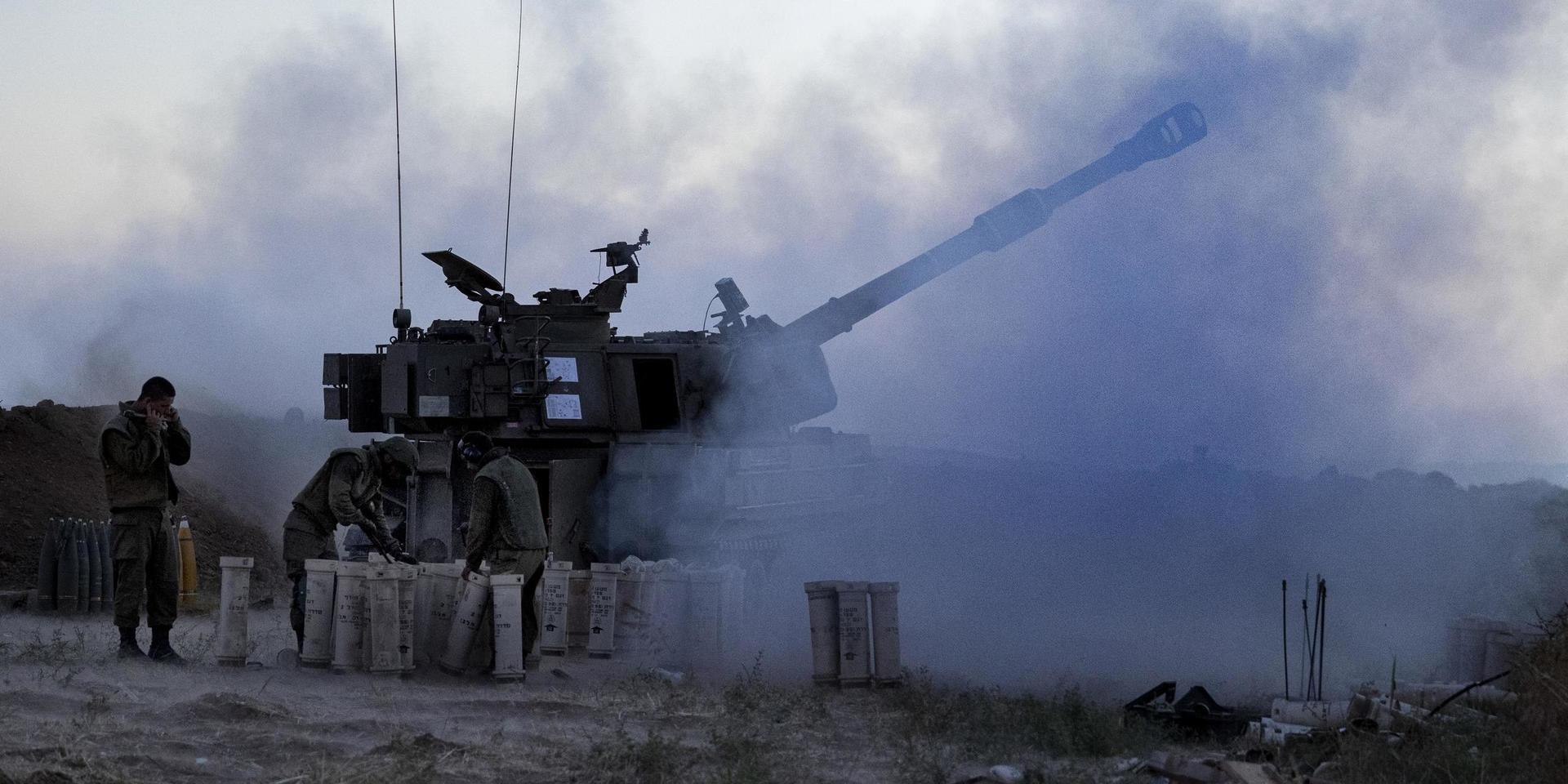 Israelisk artillerield mot Gaza.