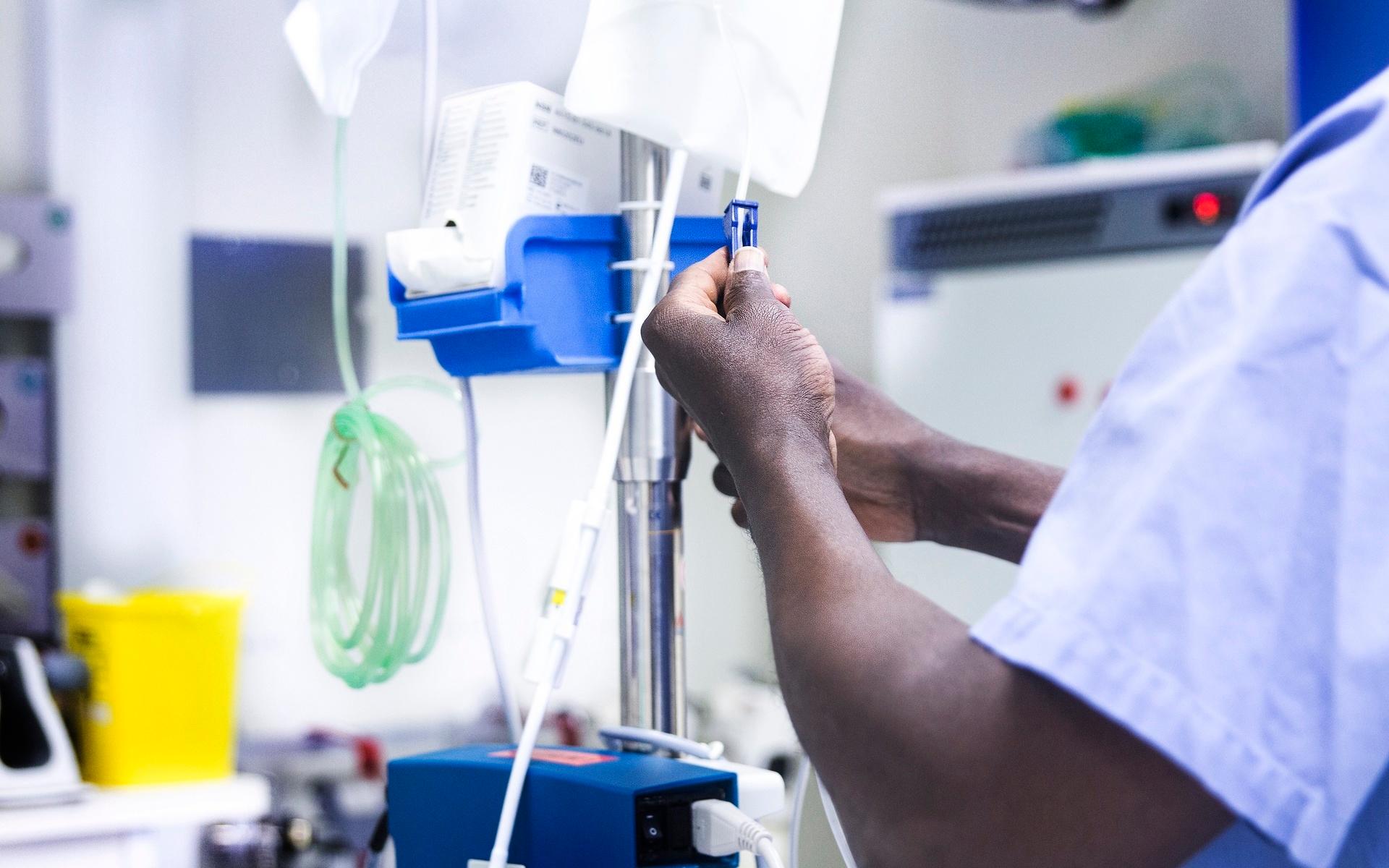 Många äldre som söker sjukvård är trötta och har symtom på uttorkning. Arkivbild.