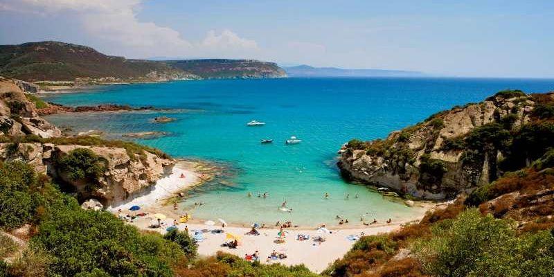 Bosa på Sardinien, en charternyhet i sommar.