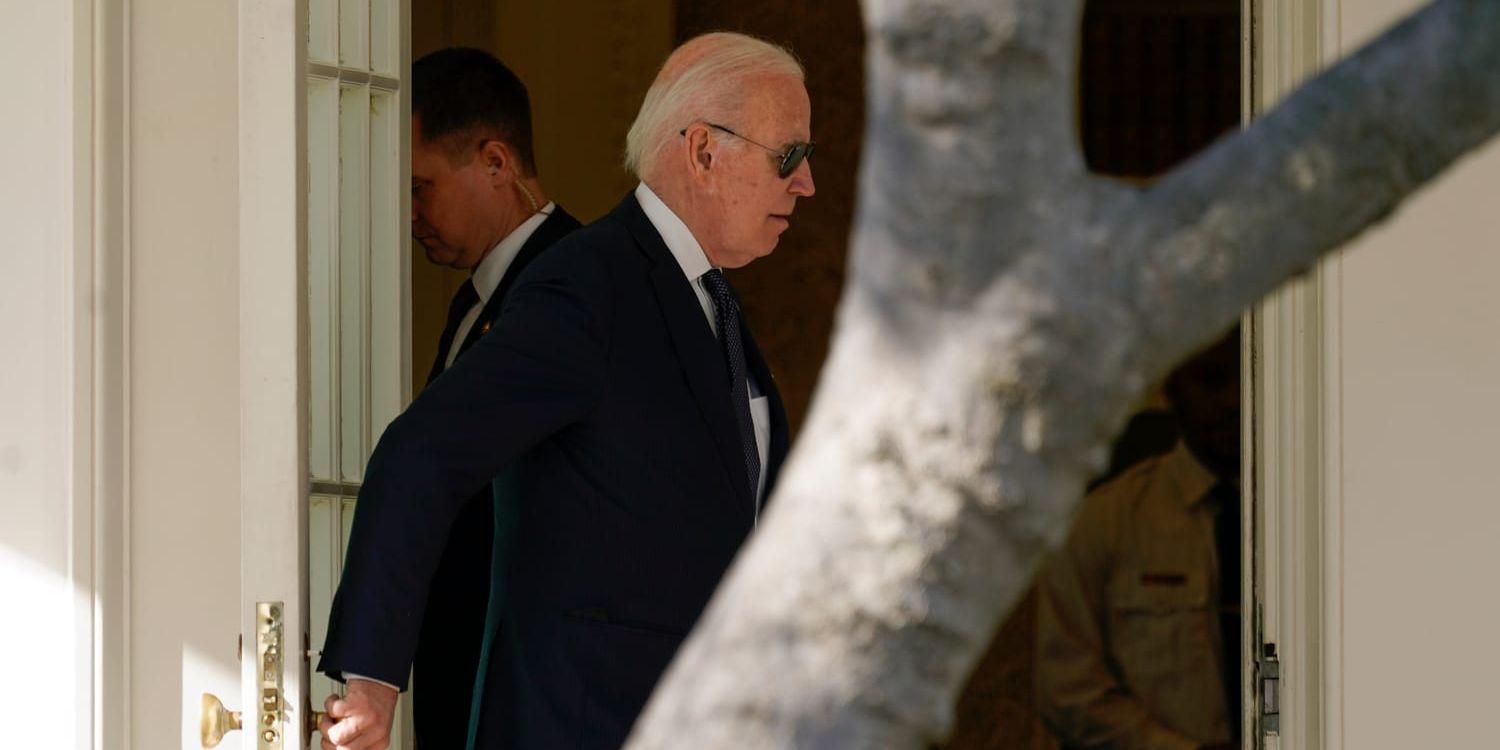 Fokus på hemliga dokument. USA:s president Joe Biden återvänder till Vita huset från bostaden i Delaware – där hemligstämplade papper hittats.