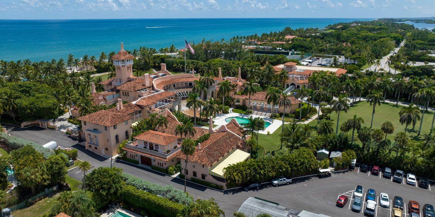 Expresident Donald Trumps anläggning Mar-a-Lago i Florida, där hemligstämplade dokument beslagtogs i somras.
