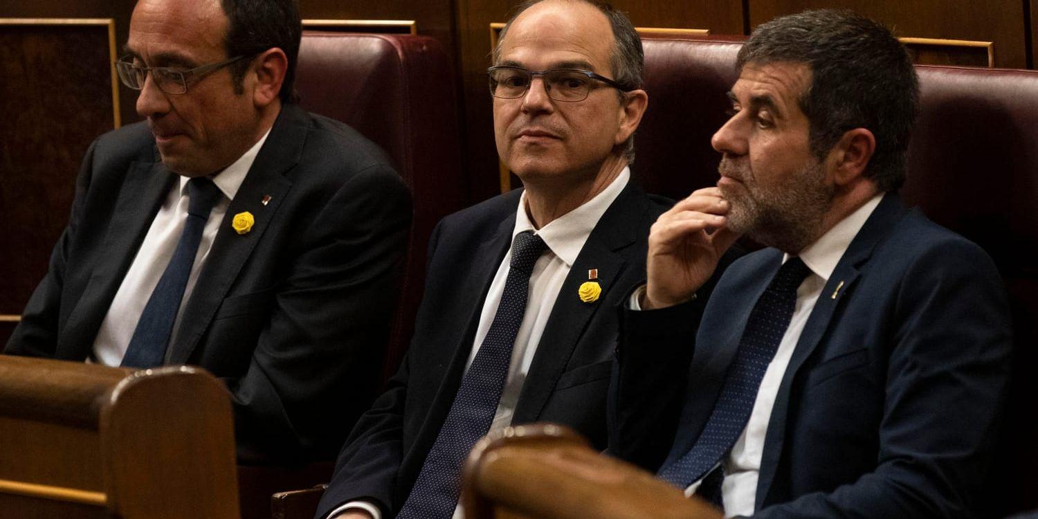 Josep Rull, Jordi Turull och Jordi Sànchez deltog i parlamentets öppnande den 21 maj – tack vare sin permission från fängelset.